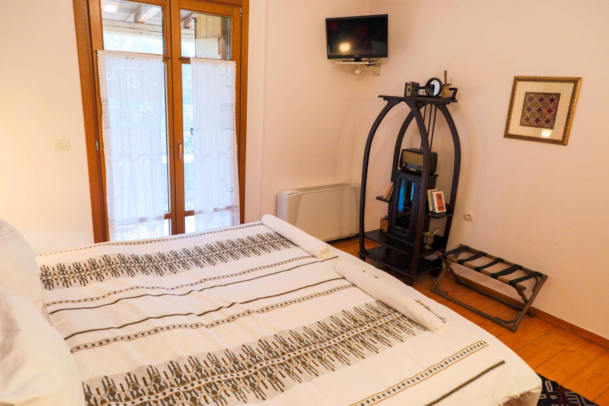 Hotel Papanikola Piána Szoba fotó