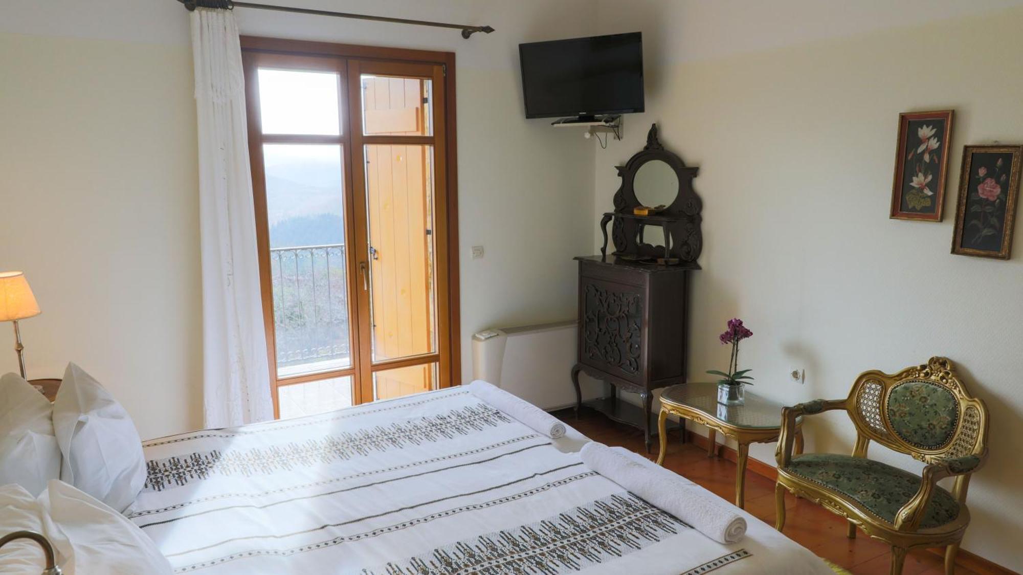 Hotel Papanikola Piána Kültér fotó