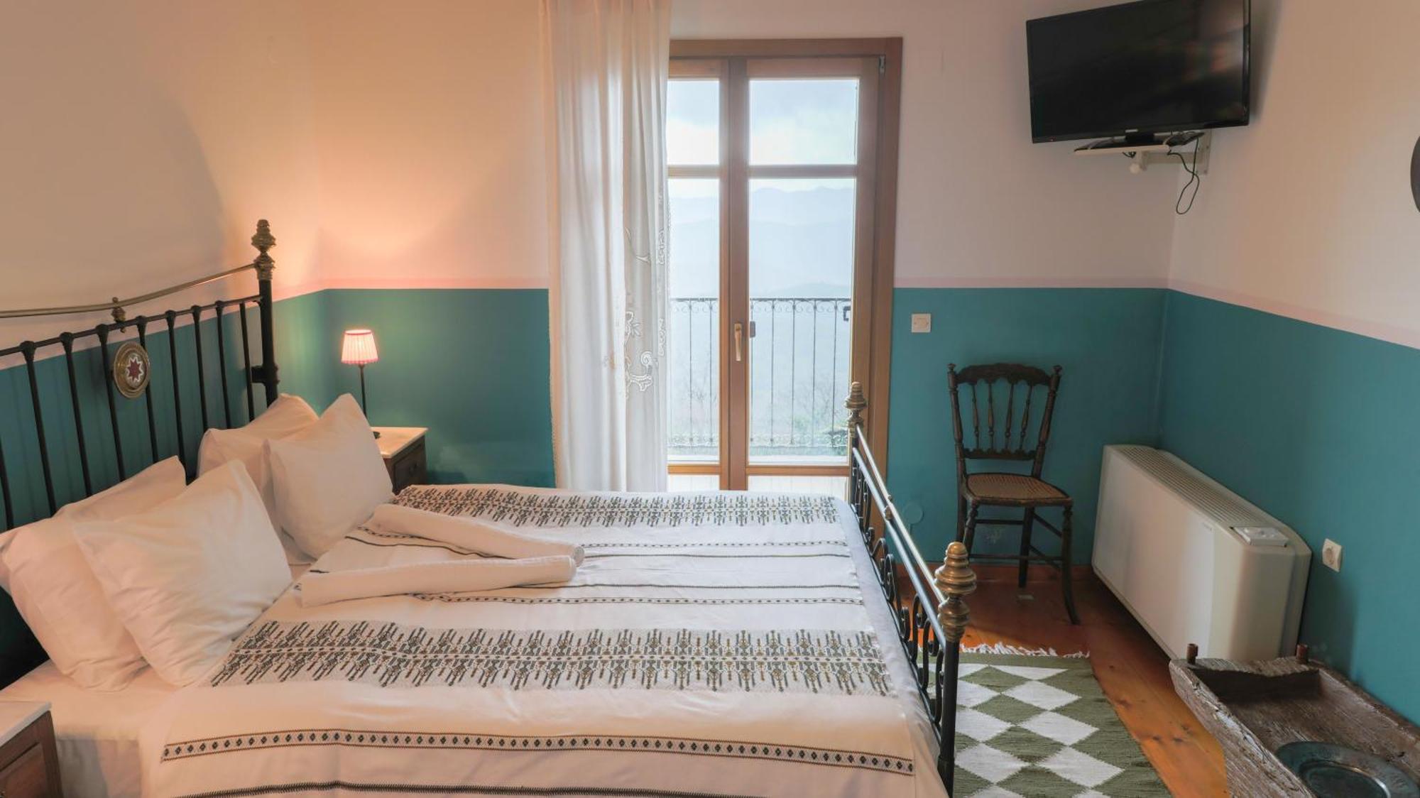 Hotel Papanikola Piána Kültér fotó