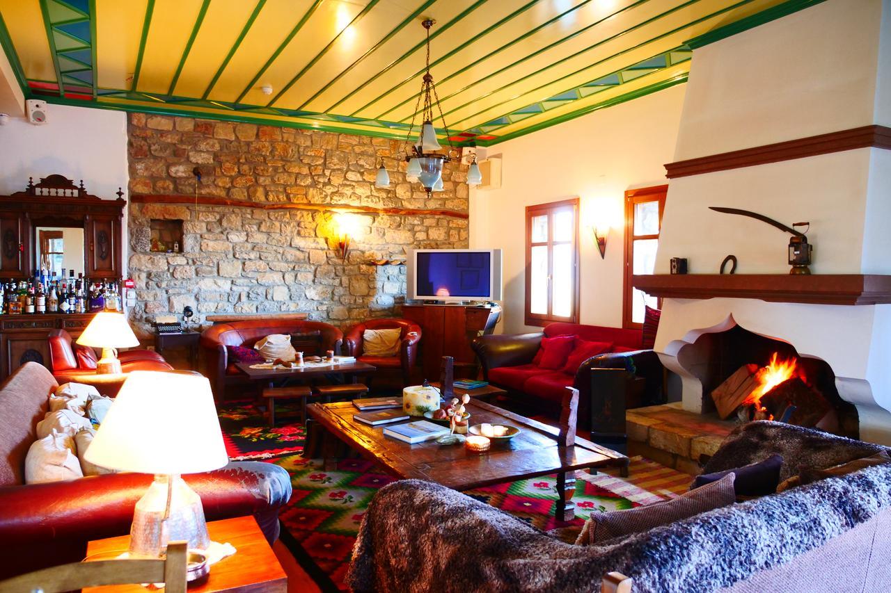 Hotel Papanikola Piána Kültér fotó